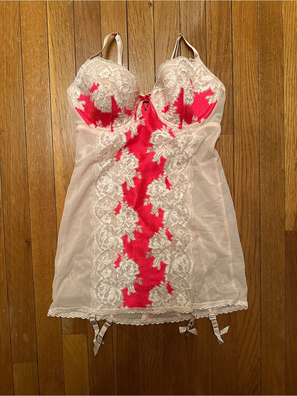 Victoria Secret Vintage 2012 Lace-Trimmed Outfit
